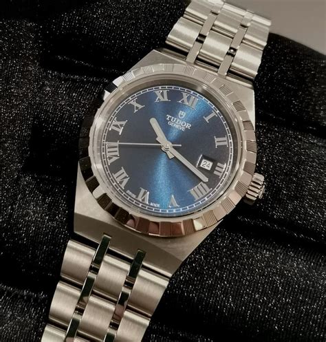 Tudor Royal M28300